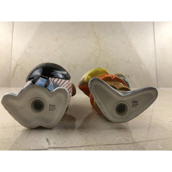 CIC Salt & Pepper Shakers Two BBQ Men DAD Gift - Picture 10 of 12